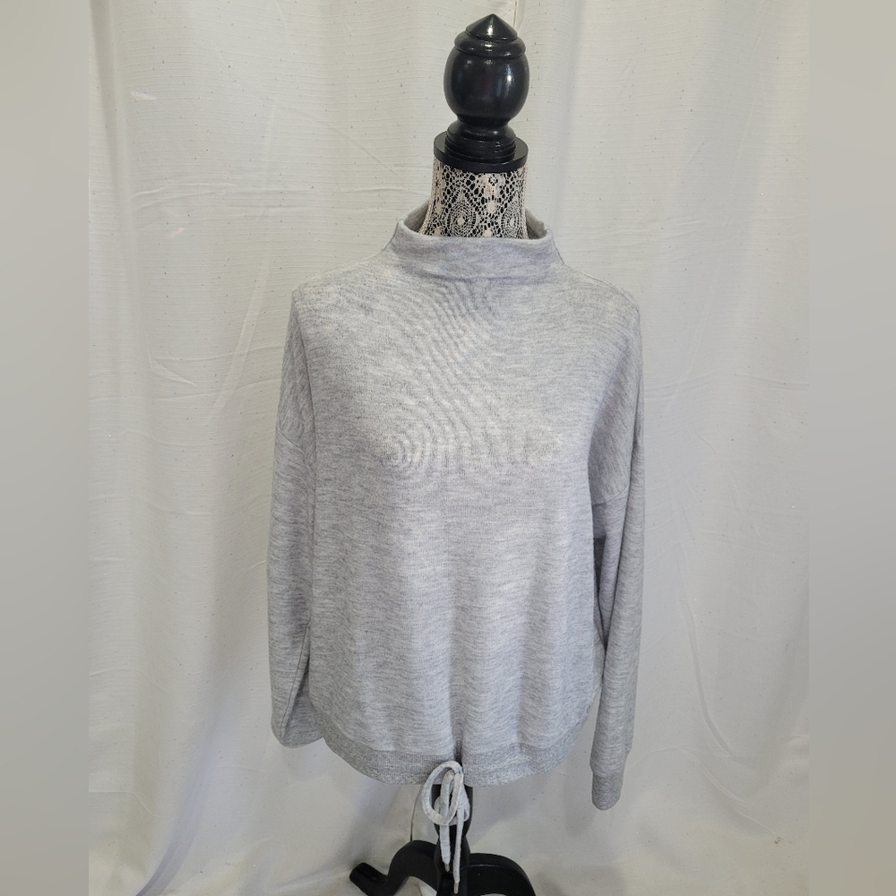 MICHAEL KORS SIZE Large Cozy Gray Turtleneck Sweater